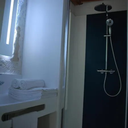 Domaine Du Champ Fleuri Frühstückspension Angoulême