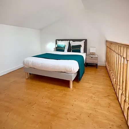 Domaine Du Champ Fleuri 3* Angoulême