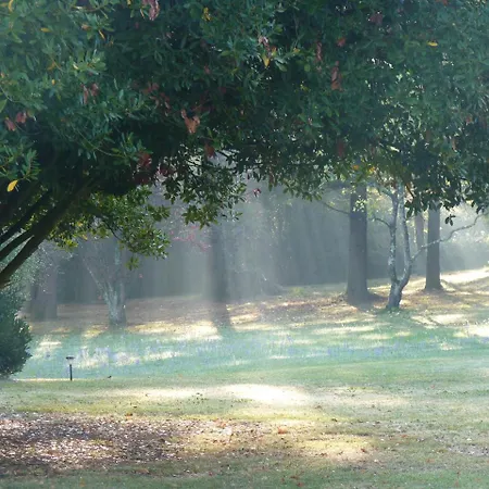 Domaine Du Champ Fleuri 3* Angoulême