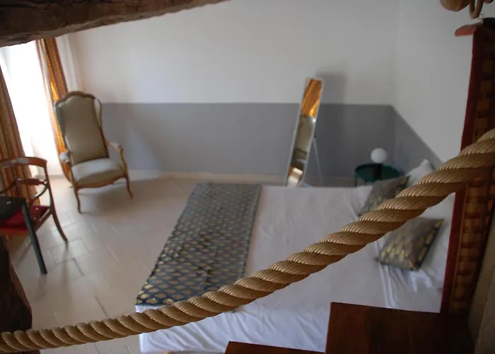 Domaine Du Champ Fleuri 3*