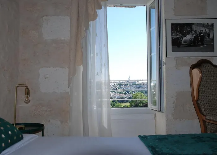 Domaine Du Champ Fleuri 3*