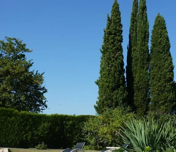 Domaine Du Champ Fleuri Angouleme