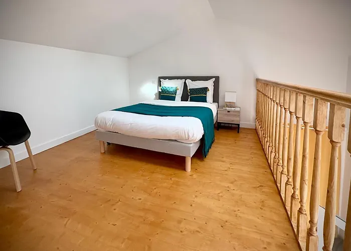 Domaine Du Champ Fleuri 3* Angouleme