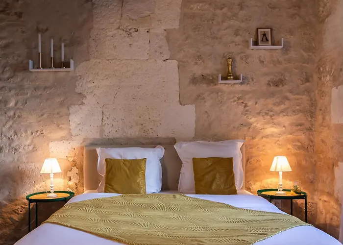 Bed & Breakfast Domaine Du Champ Fleuri Angouleme