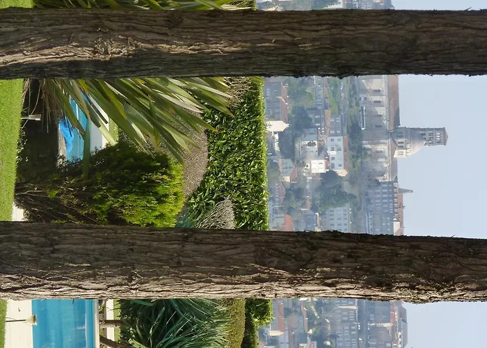 Alojamento de Acomodação e Pequeno-almoço Domaine Du Champ Fleuri