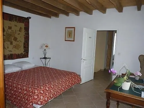 Bed & Breakfast Domaine Du Champ Fleuri